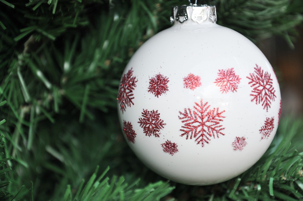 B WARE 12x RÖDENTALER GLAS CHRISTBAUMKUGELN 8cm WEIß ROT MIT MOTIV 2. WAHL eBay